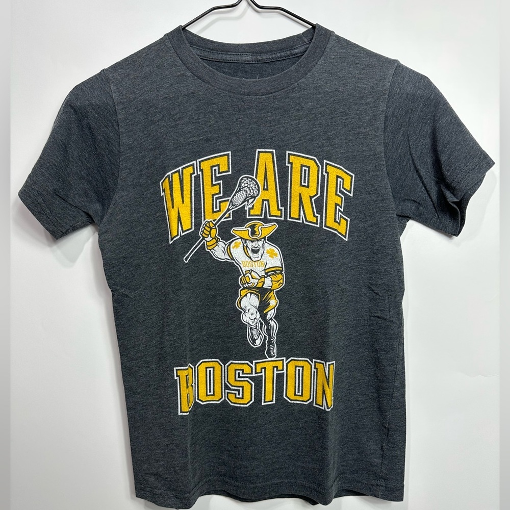 ATLANTIC sportswear lacrosse T-shirt Gray Yellow“We Are Boston” kids Medium